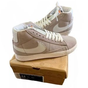 Nike blazer mid 77 suede- size 6.5